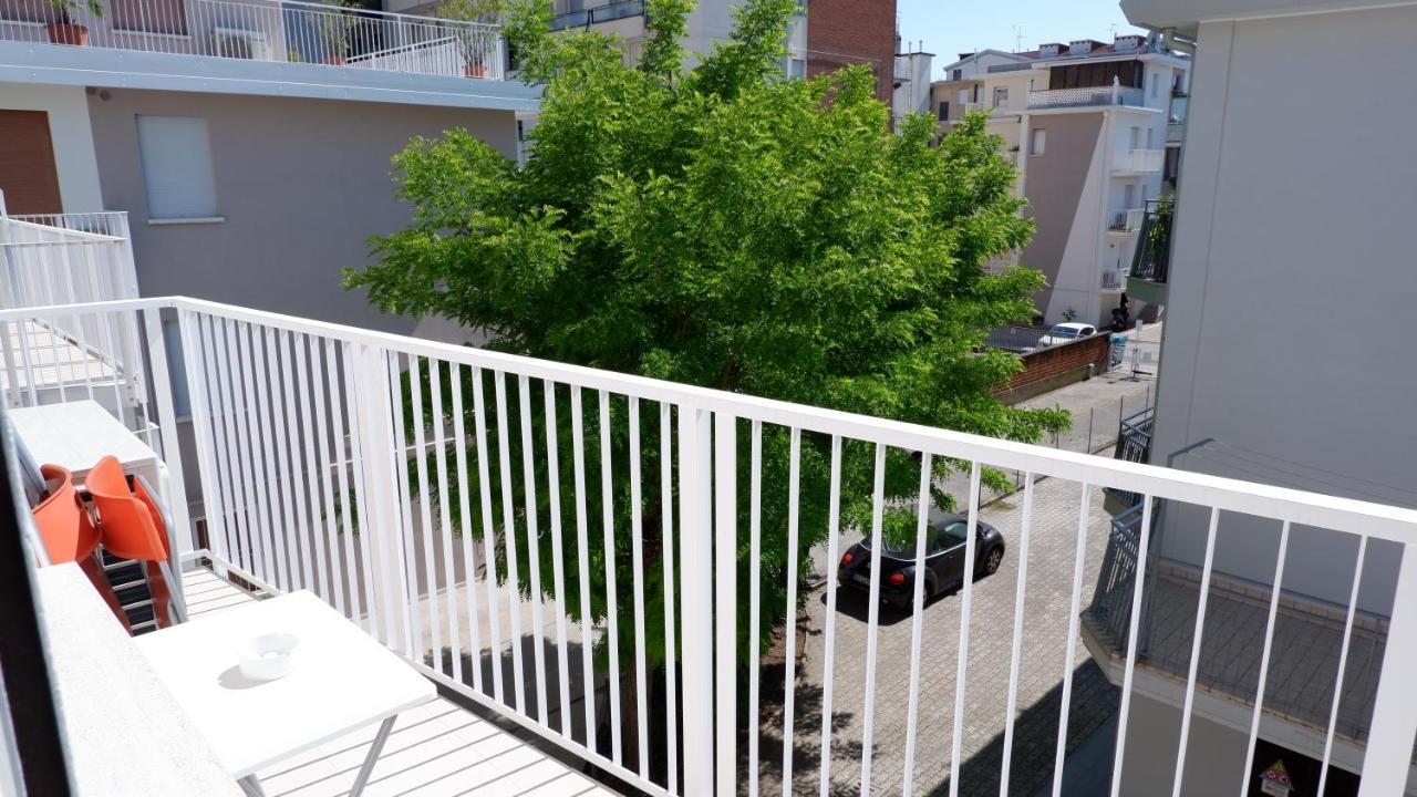 Appartamento Alghe Rosse Lido di Jesolo Bagian luar foto